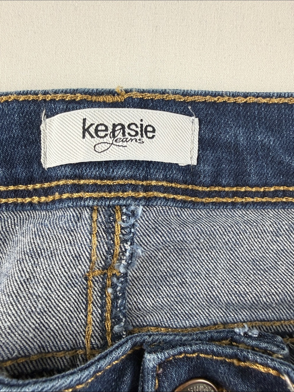 Kensie Effortless Ankle Mid Rise Jeans Women's Size 10 Stretch Denim EUC - Picture 7 of 10